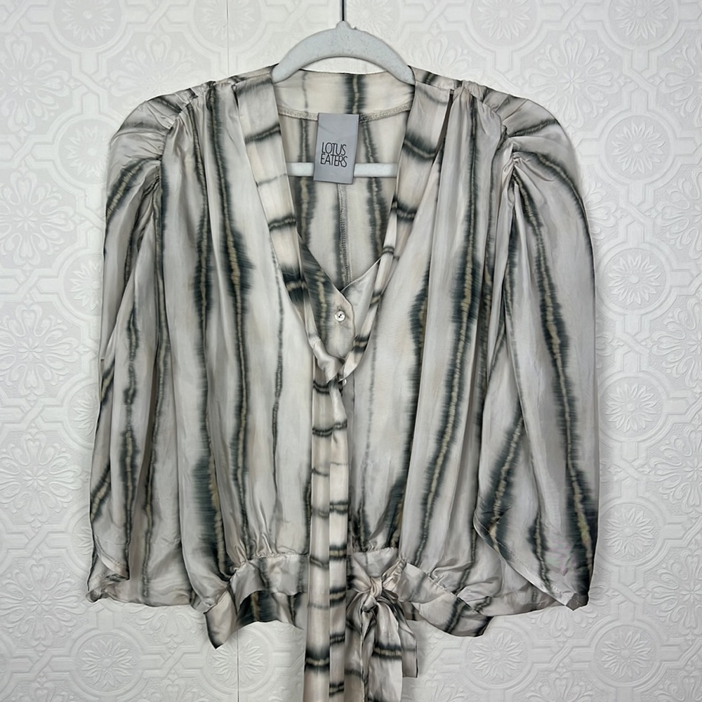 Lotus Eaters Blouse Flowy Green Off White Silky Top Shirt Button down tie neck